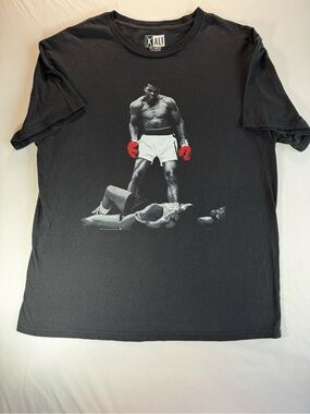 Muhammad Ali Graphic T-Shirt Mens XXL Black Boxing Sonny Liston Iconic Photo Tee